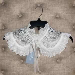 BRAND NEW ANTONIO MELANI WHITE MESH COLLAR